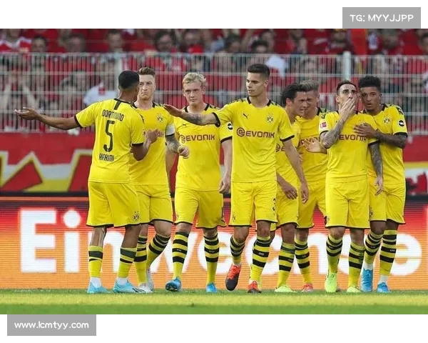 马竞与斯图加特谈判力求低于2300万解约金引进米约 马竞与斯图加特谈判力求低于2300万解约金引进米约